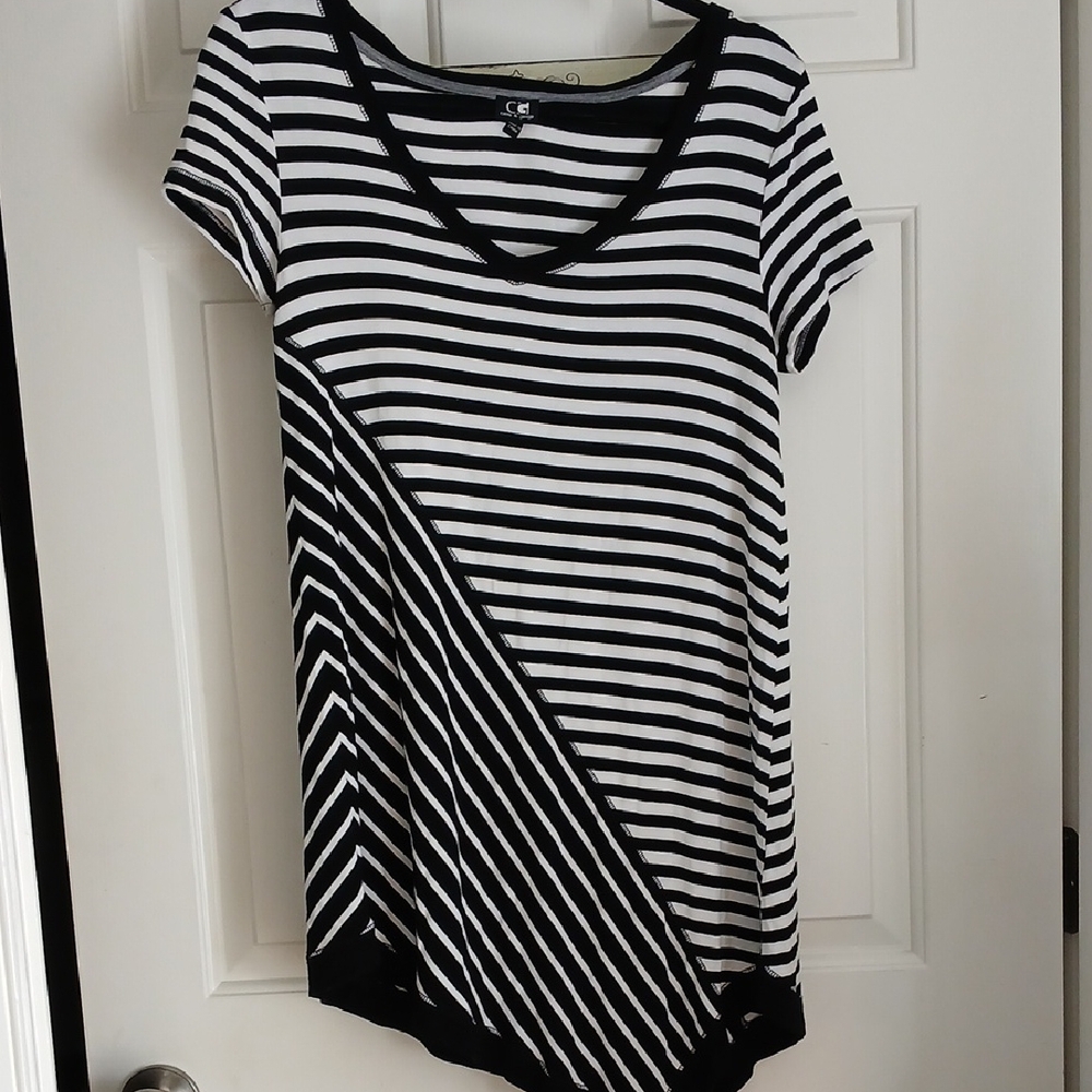 Cable & Gauge Black and White Striped Top